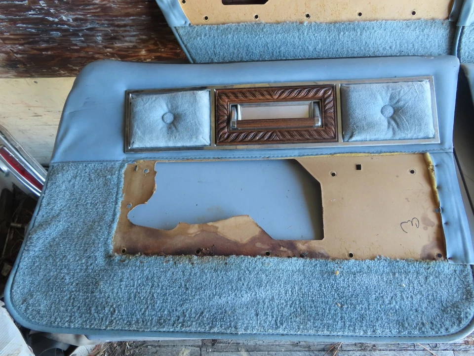 77-90 GM TAMAÑO COMPLETO CUATRO PUERTAS DERECHA DERECHA IZQUIERDA LH PANEL PUERTA DELANTERA TRASERA CON CORREA DE TRACCIÓN Foto 3 de 4