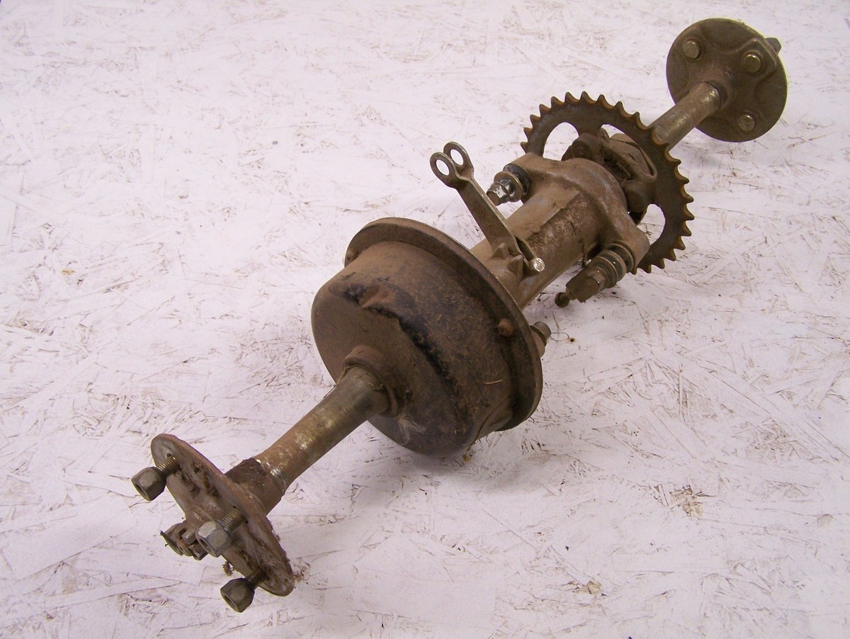 YAMAHA BREEZE OEM REAR AXLE ( J ) | eBay
