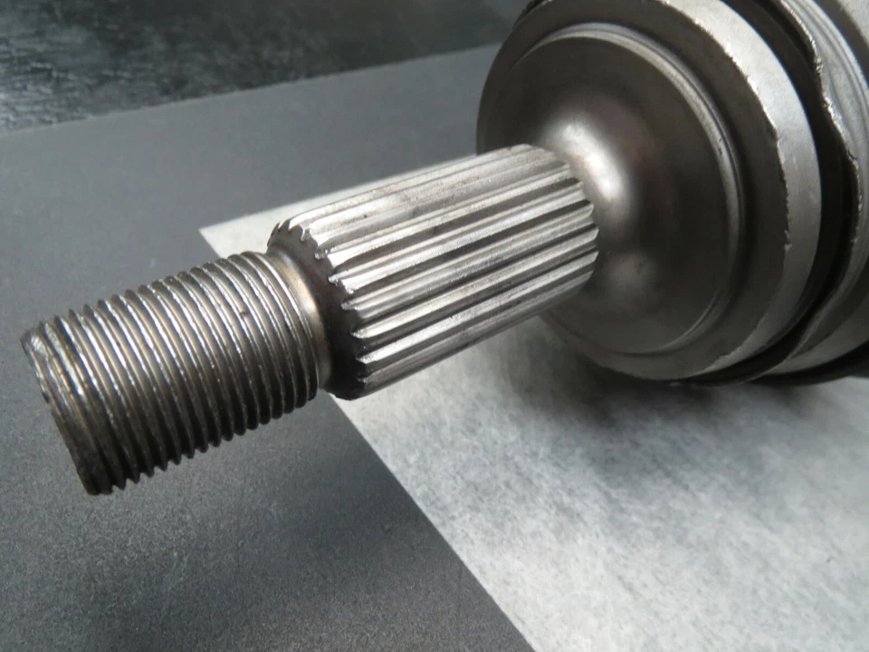 Eje de transmisión CV izquierdo Reman para camioneta Volkswagen Rabbit 80-81 - SOLO RECOGIDA LOCAL Foto 2 de 4