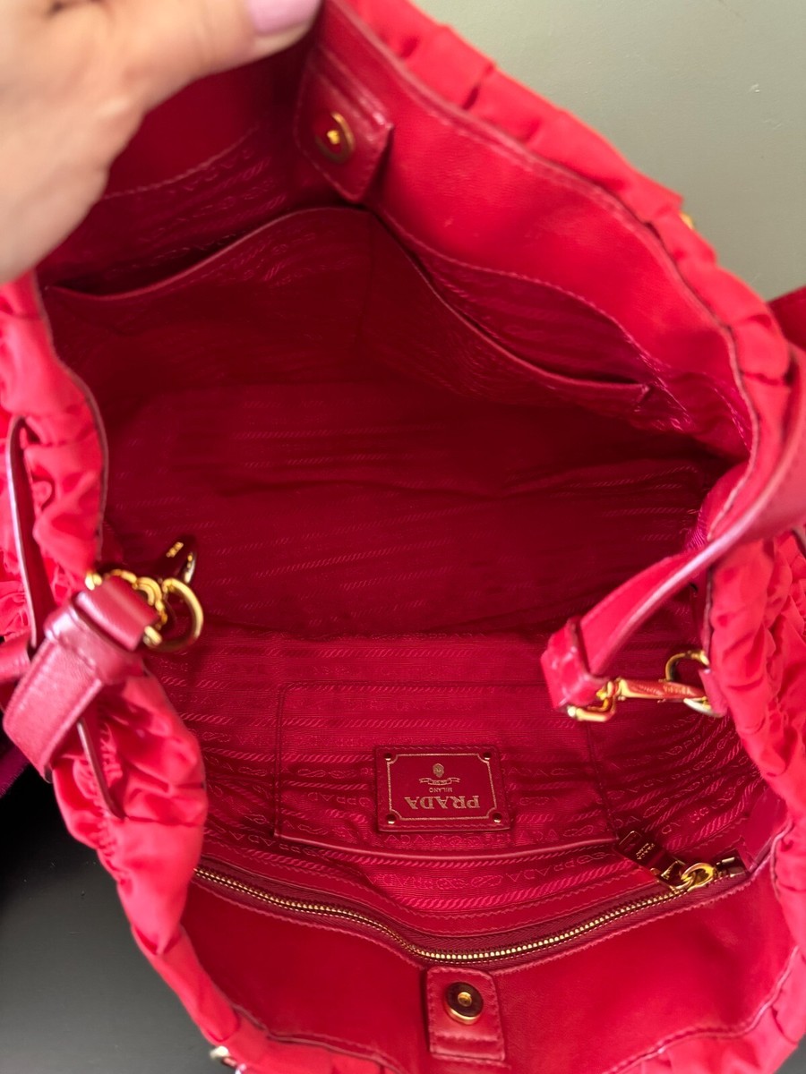 PRADA 赤 ナイロン バッグ Borsa in Tessuto 楽天市場】PRADA プラダ バッグ ワンショルダー レッド 赤