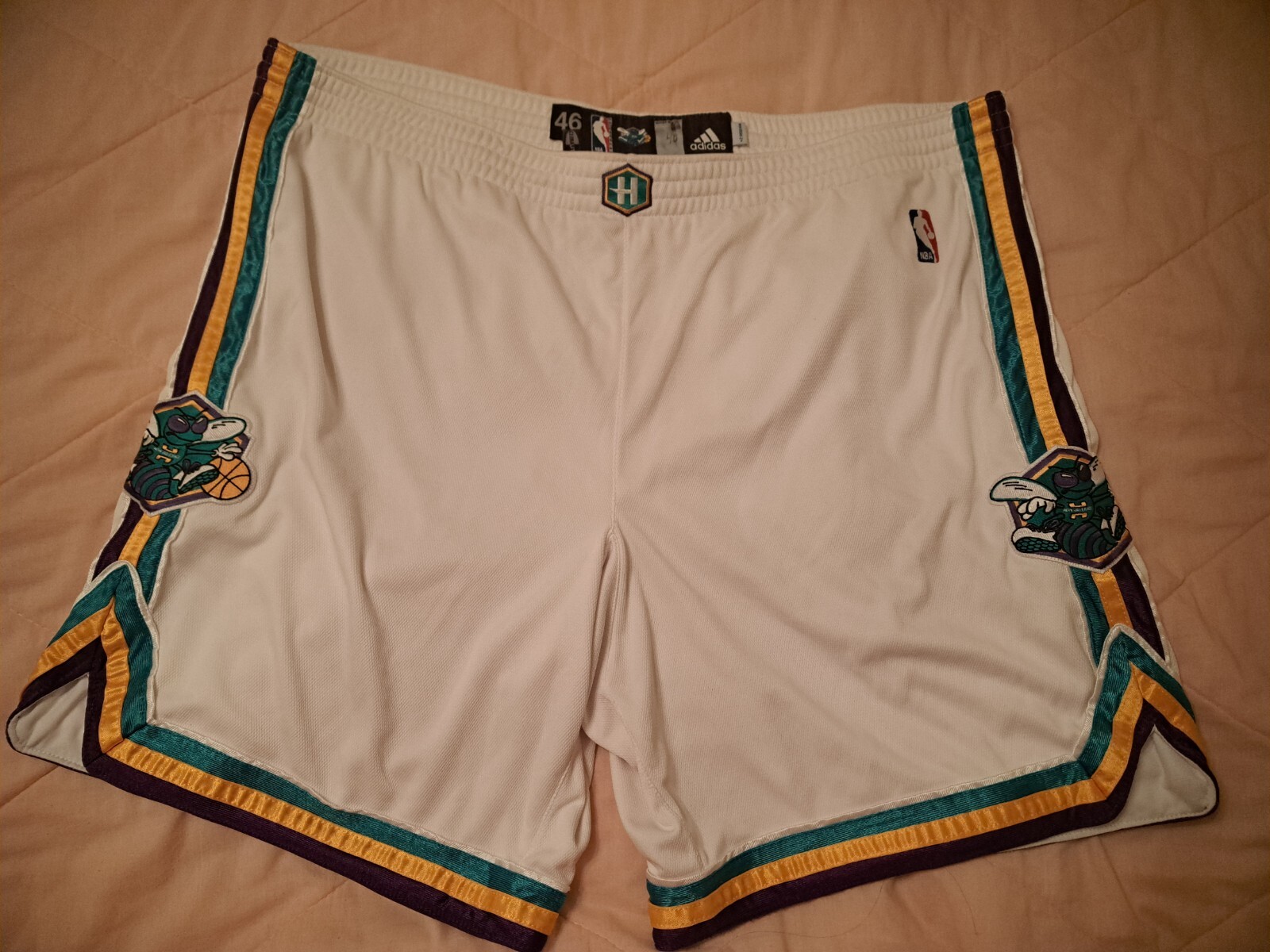 Picture 1 of 10