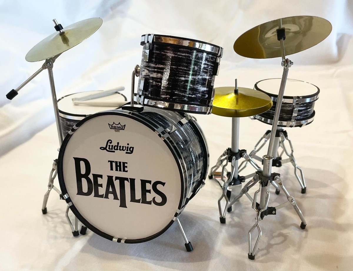 MINIATURE DRUM & GUITAR SET - THE BEATLES - MEMORABILIA AND