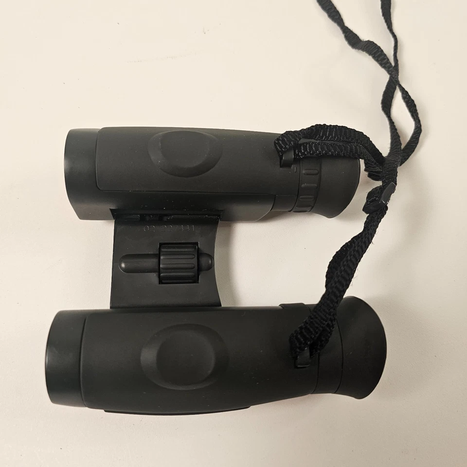 Steiner Germany Binoculars - Green Predator 10x26 With Black Case - Image 4 of 4