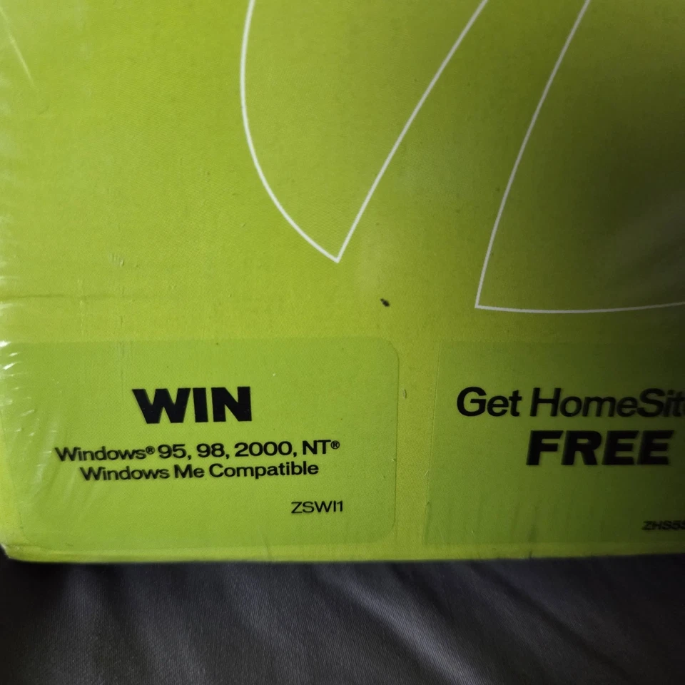 Macromedia Dreamweaver 4 Professional Web Site Design and Production New Sealed - Image 3 of 4