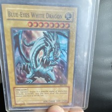 Konami Yu-Gi-Oh Blue-Eyes White Dragon SDK-001 1st Ed Foil Ultra Rare