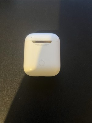 Apple AirPods 1st Generation In-Ear Headsets with Charging Case - White
