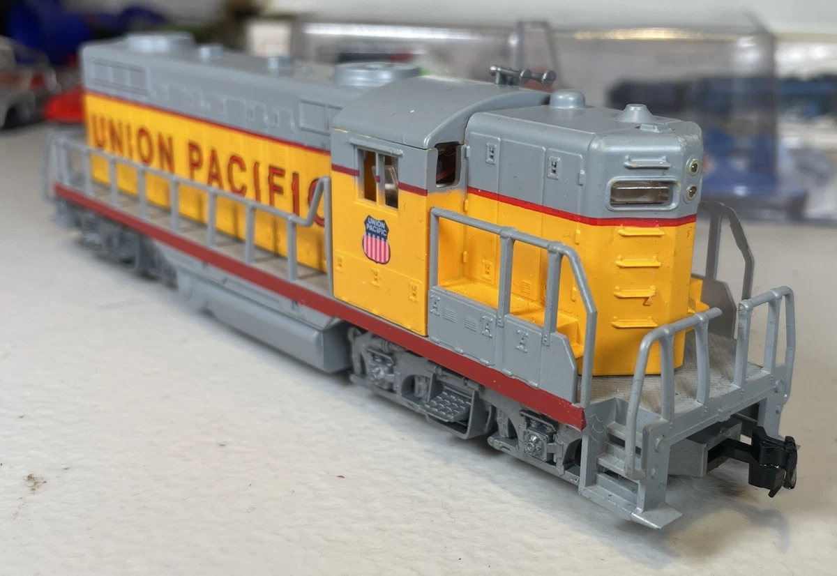 Bachmann Union Pacific HO Scale Model Railroad Locomotives for