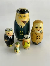 Vintage Wooden Russian Matryoshka Nesting Dolls Hand Painted Set of 5