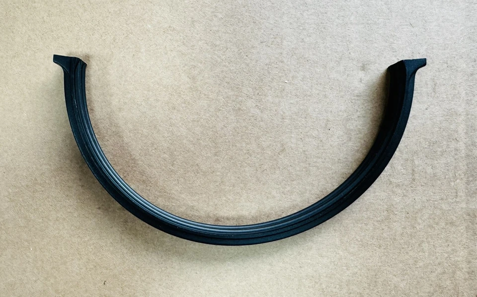 Ford X Flow Kent Oil Pan Sump Rear Gasket 1454238 681F-6723-AA - Image 2 of 4