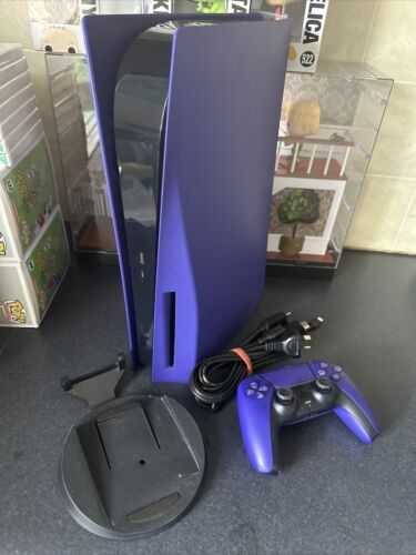 Purple PlayStation Ps5 Console & Purple Controller & Acc 2TB HDD  DISC ED - Zdjęcie 1 z 8