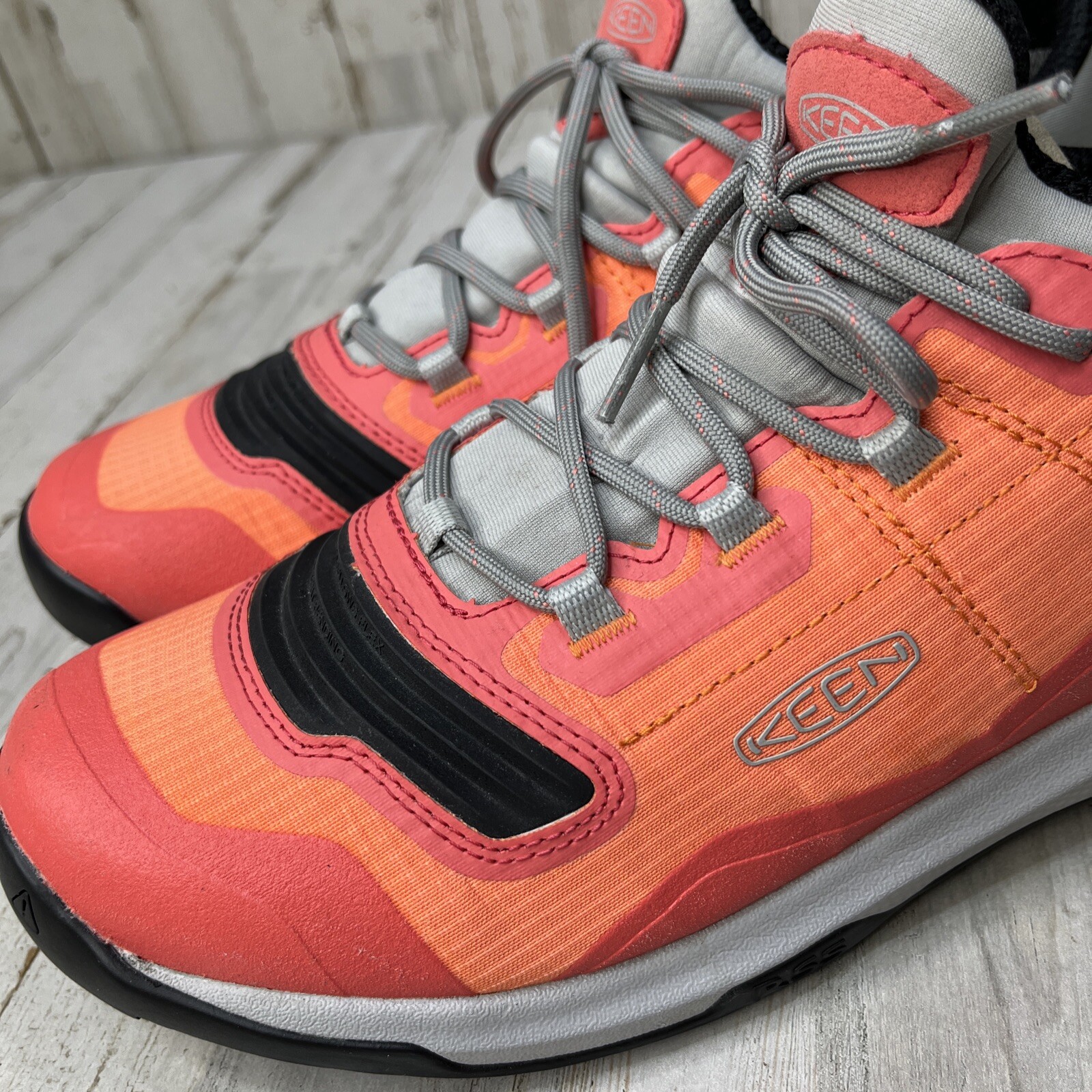 Sneaker da trekking KEEN donna taglia 10 M Tempo Flex impermeabile 1024851 arancione LR82