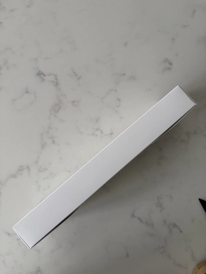 Apple Watch Series 11 (GPS) 42mm Space Gray - S/M Black Sports Band BRAND NEW - Image 3 of 4