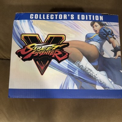 Street Fighter V - Collector's Edition (PlayStation 4, 2016)