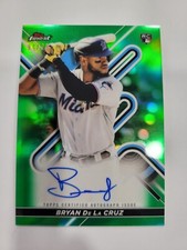 2022 Topps Finest GREEN REFRACTOR Bryan De La Cruz ROOKIE RC AUTO /99