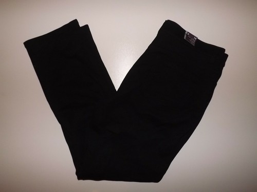 Gloria Vanderbilt Black Amanda Slim 