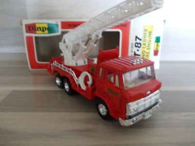 Diapet T-87 1/55 - Hino Ladder Fire Engine  Feuerwehr