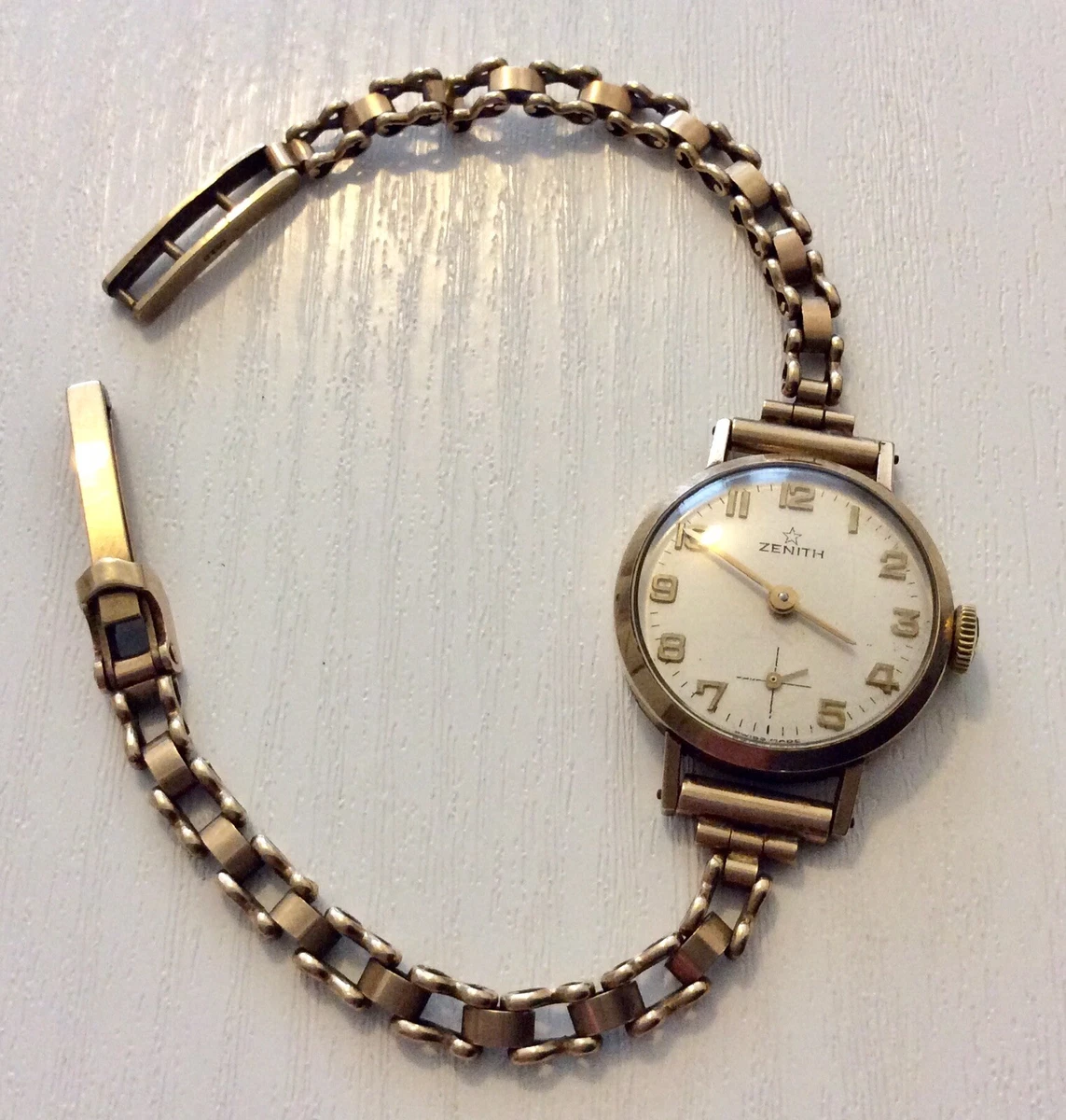 Zenith 9ct gold ladies clearance watch