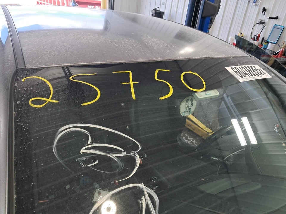 Used Front Right Seat Belt Front fits: 2016 Kia Forte bucket seat Cpe passenger Foto 2 de 4