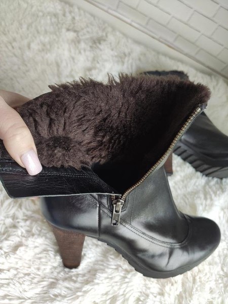 Women Clarks Boots Black Leather 36.5 #7AS6
