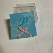 Pout Powder Eyeshadow Miss Aruba Peachy Gold 4g