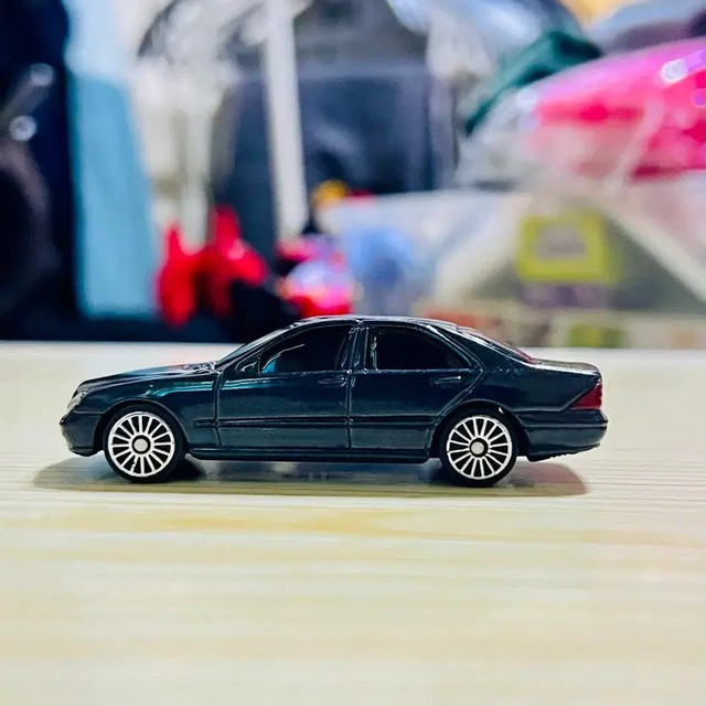 Maisto Mercedes-Benz S-Class S500 Diecast Model Open Box