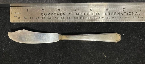 VINTAGE WALLACE STERLING SILVER RHYTHM Butter Knife