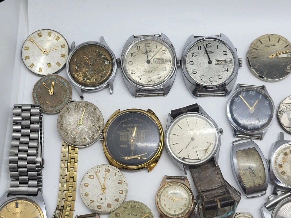 Wristwatch USSR Luch Zarya Rocket Pobeda Chaika Flight Vostok Slava ZIM Mechanic - Image 4 of 4