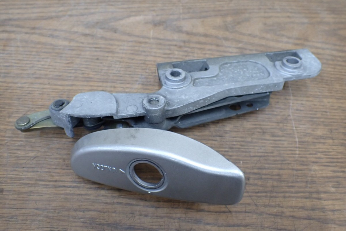 げん 2005 HONDA ST1300A LEFT SADDLEBAG LATCH RELEASE | eBay