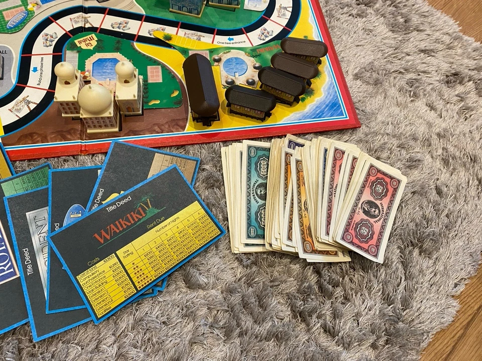 MB HOTEL Board Game Vintage 1986 Complete with Lamp Posts - Image 3 of 4
