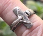 ~VINTAGE~RELIGIOUS~STERLING~SILVER~"JESUS ON THE CROSS"~DESIGN~RING~SIZE~8.5~NR~