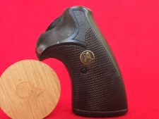 Pachmayr Presentation Grip Smith Wesson N Frame Small 6