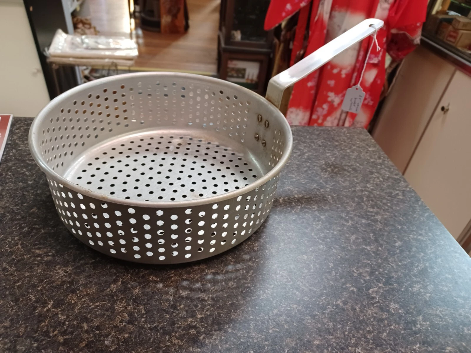 11.5 " Heavy-Duty Kitchen Strainer Basket With Handle