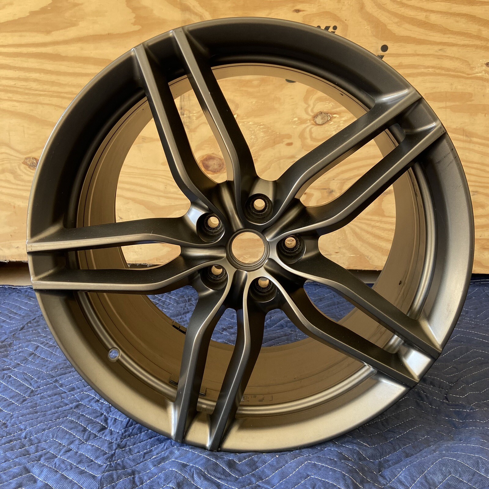 Ferrari FF Rear 20X10.5 Inch Forged Wheel Rim 280506 OEM Genuine DM0523B