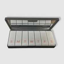  20 Port  Polish Gray Classic Company Weekly Seven-Day Organizer Case Pill Box