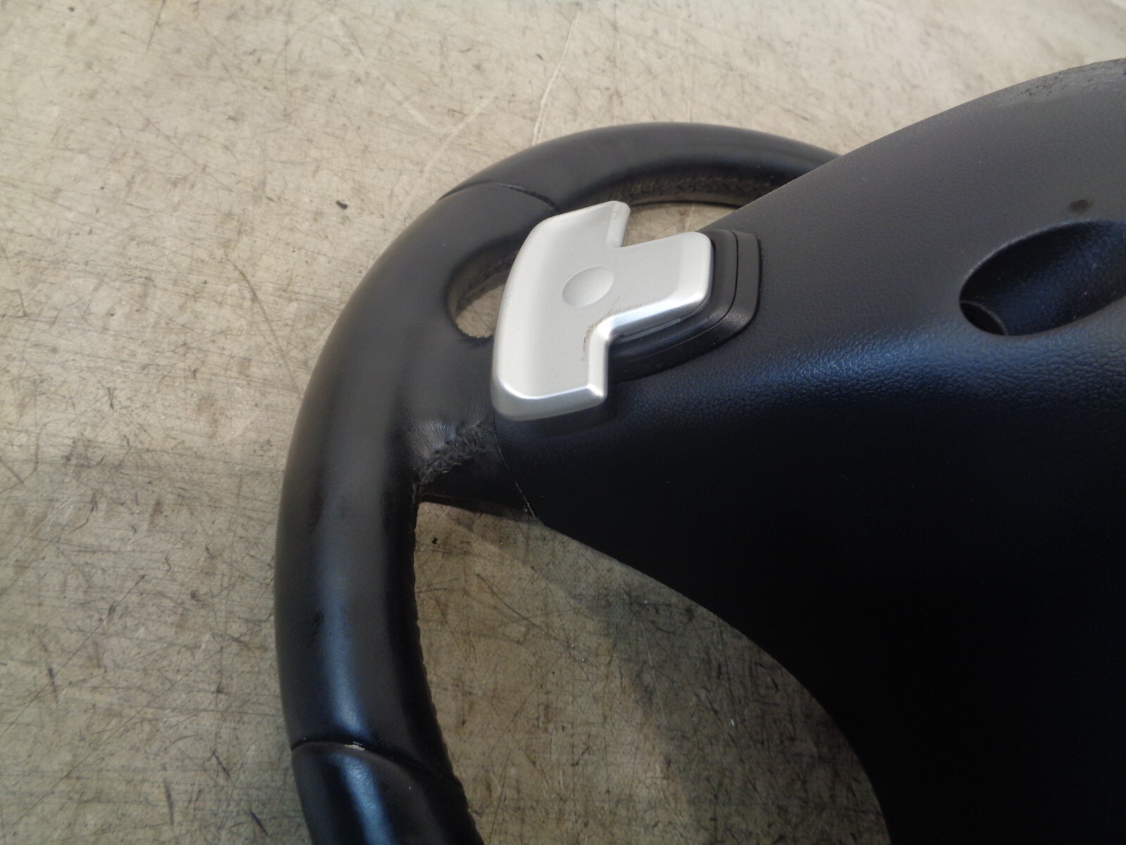 2010 MERCEDES CLC LEATHER STEERING WHEEL WITH PADDLE SHIFTS 