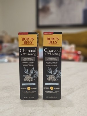 Burt's Bees Toothpaste, Natural Flavor, Charcoal with Fluoride Toothpaste 2 Pack
