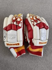 Moeen Ali Signed Newbery Krakatoa Cricket Batting Gloves – Small Boy RH w/ Case