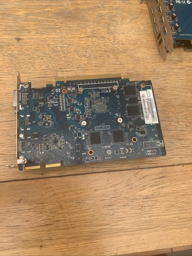 Sapphire Radeon HD 5670 Graphics Card 1024MB - Picture 2 of 4