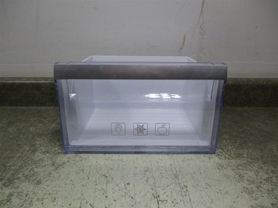 BEKO REFRIGERATOR CRISPER DRAWER SCRATCHES 13 1/2 X 11 1/4 PART # G91626NWLU