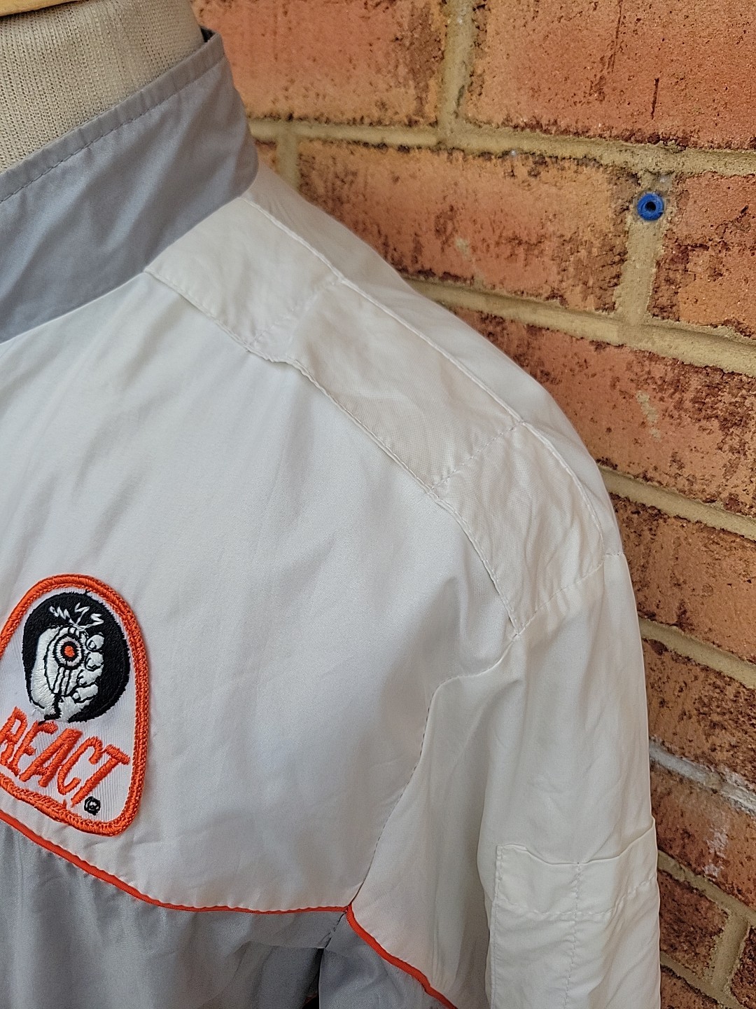 REACT CB Radio Patch Racing Windbreaker Bomber Ja… - image 4