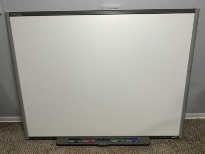 SMART Board SB680 77'' Interactive Whiteboard In Great Condition Pens