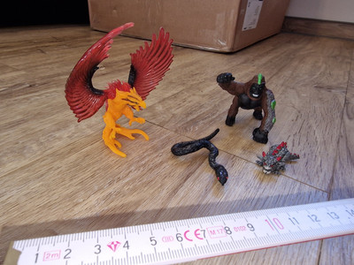 Schleich Eldrador Creatures Miniaturfiguren Limited Edition aus Zeitung 4 Stück