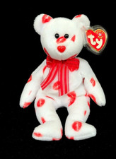 TY BEANIE BABY SMOOCH - LOVE BEAR - MINT CONDITON - RETIRED WITH TAGS