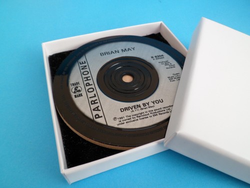 Vinyl Record DRINKS COASTERS Pop Punk Each an Upcycled Single Record - List 4 - Picture 100 of 943