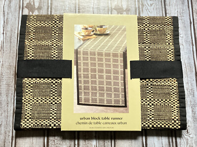 Pier 1 Urban Block Table Runner NEW  14 in x 72 in 85% Mendong Grass 15% Cotton