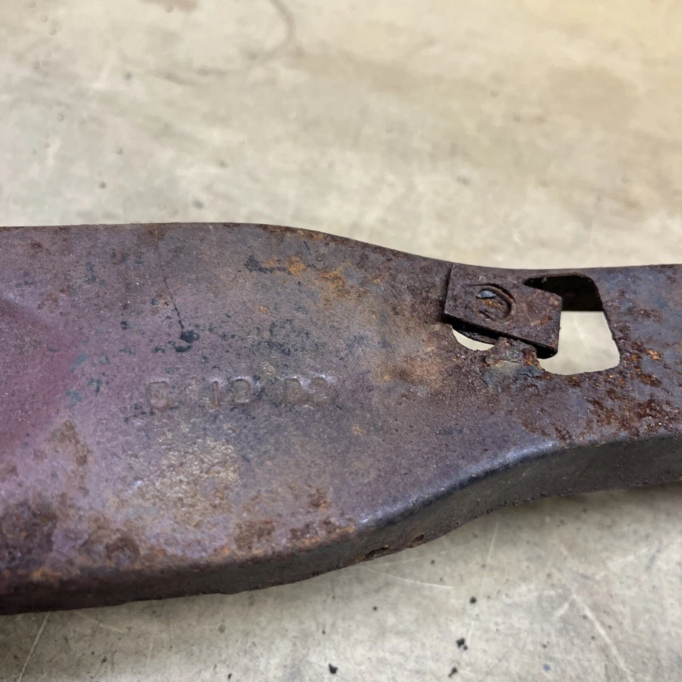 Ford Mustang Mercury Cougar 1969 1970 capó pestillo soporte Foto 4 de 4