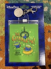 New Disney Parks Toy Story Land Pin Lanyard Pouch"The Claw"Green Aliens W/ Charm