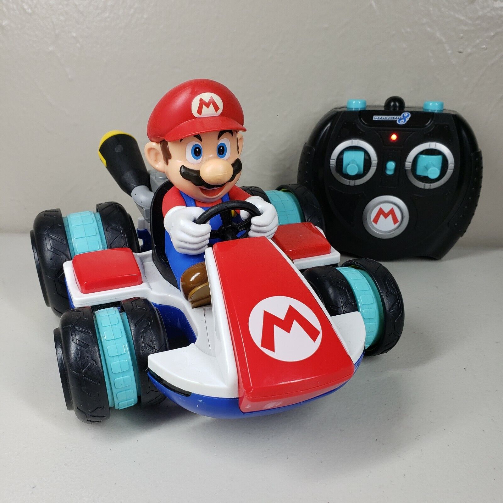Nintendo Mario Kart 8 RC Racer Jakks Pacific 2016 Mario Car Color Red White Blue