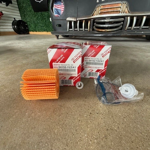 (5) 04152-YZZA1 Genuine Toyota Oil Filters oem w gasket - Image 4 of 4