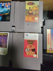 NES NINTENDO ENTERTAINMENT SYSTEM GAMES METAL GEAR DUCK HUNT GAUNTLET JORDAN